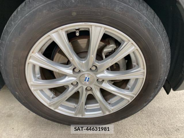 Toyota C-HR 2017-03 8848461-8