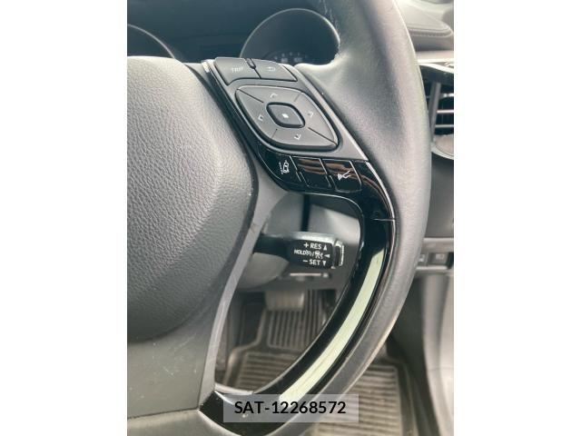 Toyota C-HR 2020-09 8848456-12