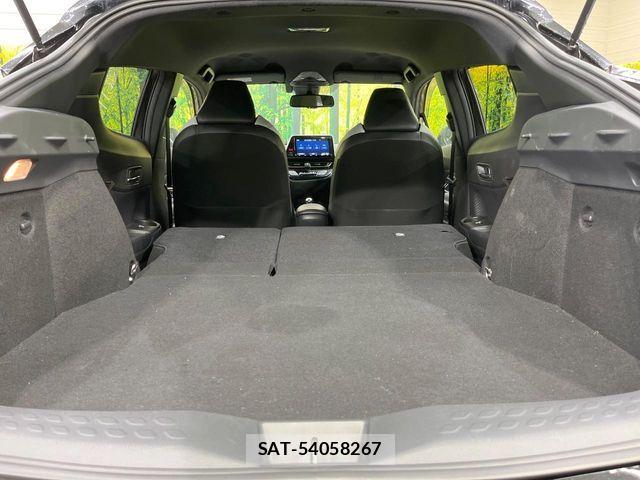 Toyota C-HR 2019-03 8848454-9