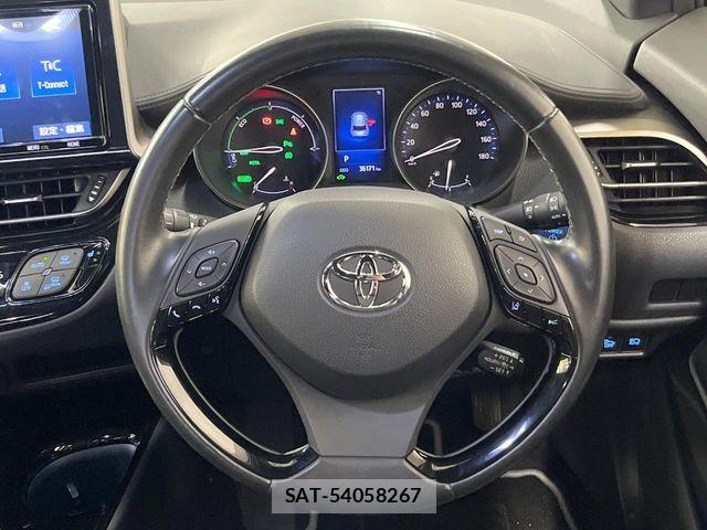 Toyota C-HR 2019-03 8848454-10