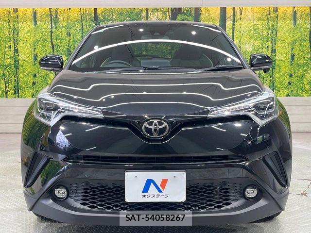 Toyota C-HR 2019-03 8848454-13