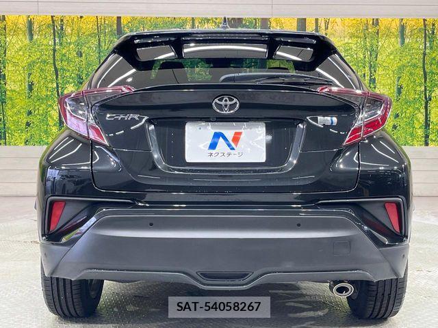 Toyota C-HR 2019-03 8848454-14