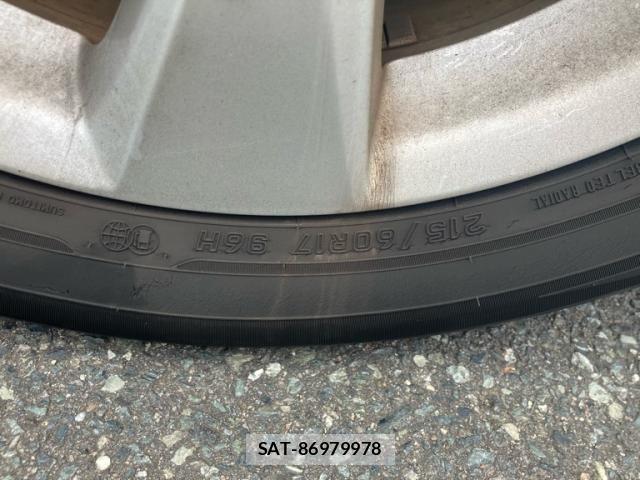Toyota C-HR 2017-05 8848462-9