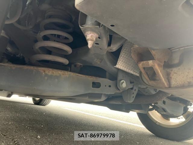 Toyota C-HR 2017-05 8848462-13