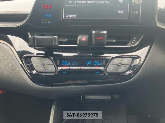 Toyota C-HR 2017-05 8848462-18