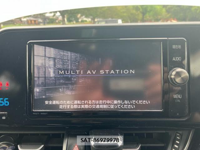 Toyota C-HR 2017-05 8848462-24