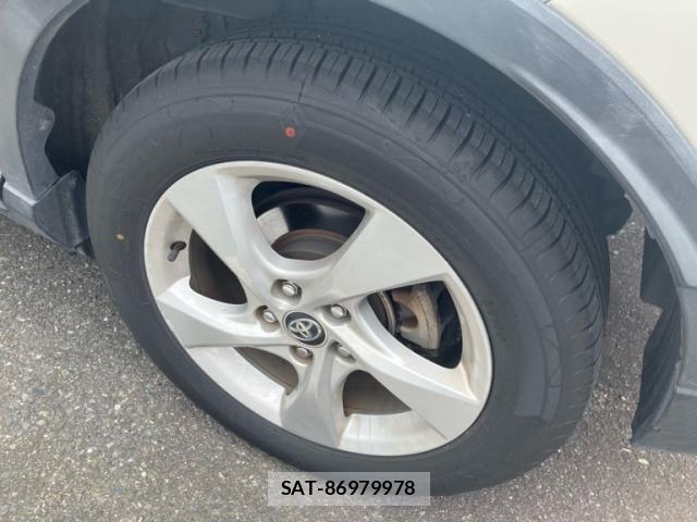 Toyota C-HR 2017-05 8848462-7