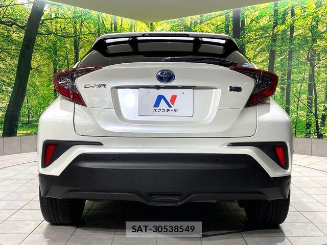 Toyota C-HR 2019-03 8870631-15