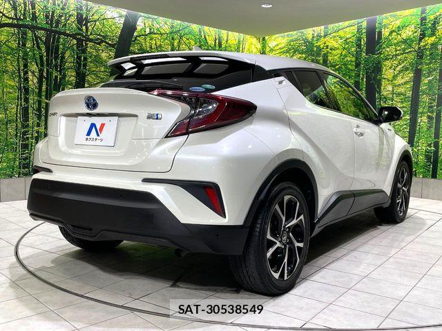 Toyota C-HR 2019-03 8870631-17