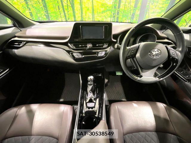 Toyota C-HR 2019-03 8870631-1