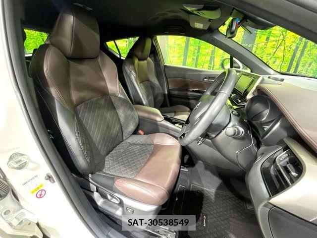 Toyota C-HR 2019-03 8870631-8