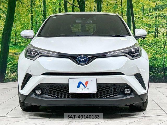 Toyota C-HR 2018-09 8870630-13