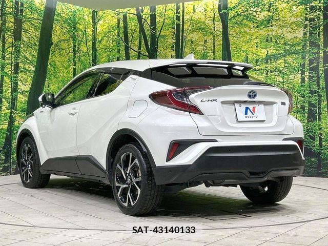 Toyota C-HR 2018-09 8870630-16