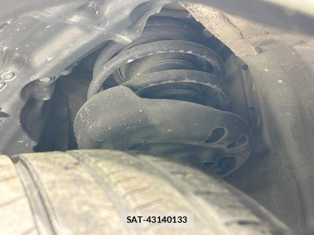 Toyota C-HR 2018-09 8870630-19