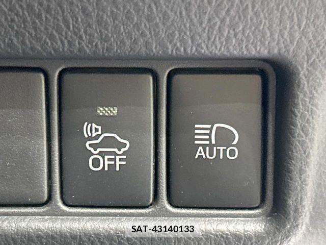 Toyota C-HR 2018-09 8870630-4
