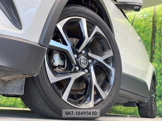 Toyota C-HR 2019-04 8870633-13