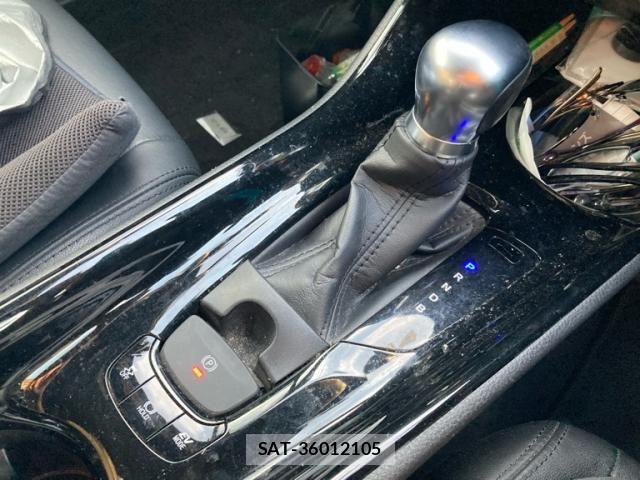 Toyota C-HR 2017-01 8879079-21