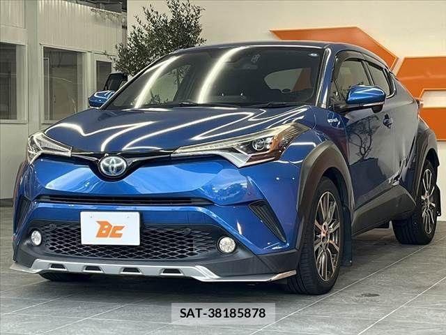 Toyota C-HR 2017-01 8879080-9