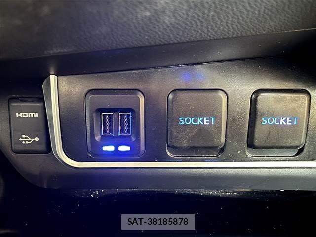 Toyota C-HR 2017-01 8879080-22