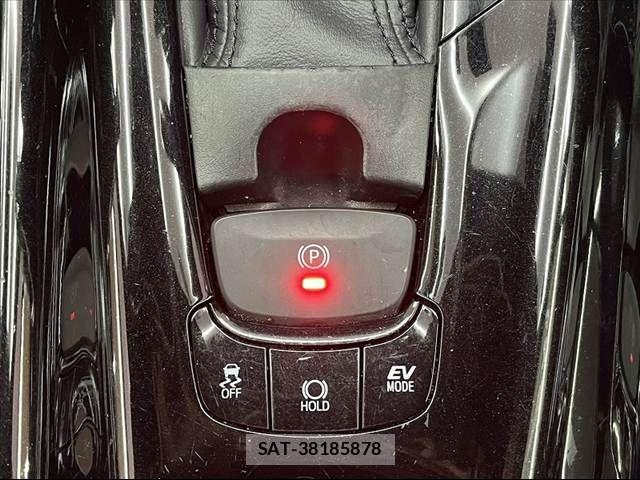 Toyota C-HR 2017-01 8879080-23