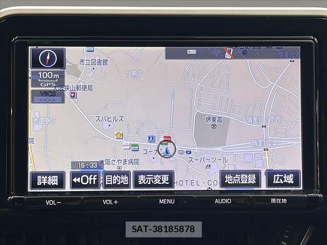 Toyota C-HR 2017-01 8879080-2
