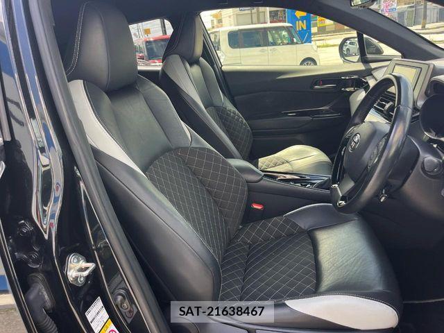 Toyota C-HR 2019-03 8879074-9