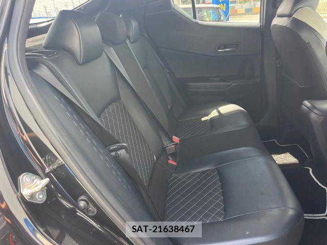 Toyota C-HR 2019-03 8879074-10