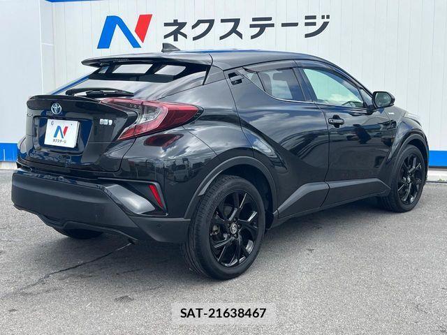 Toyota C-HR 2019-03 8879074-17