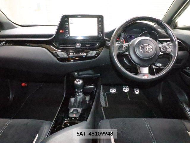Toyota C-HR 2020-07 8879071-2