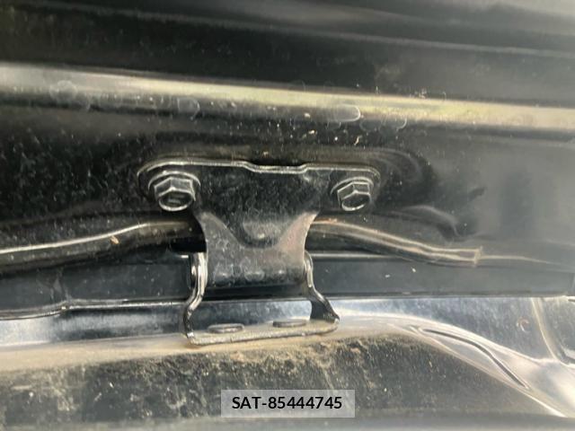 Toyota C-HR 2018-06 8879078-23
