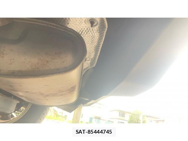 Toyota C-HR 2018-06 8879078-26