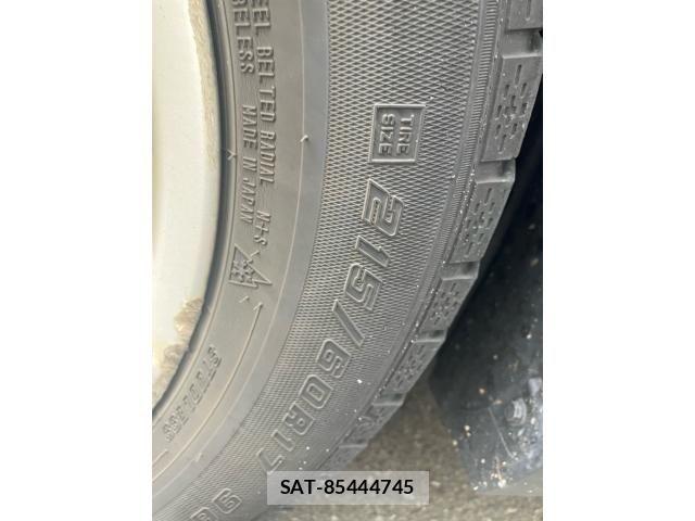 Toyota C-HR 2018-06 8879078-6