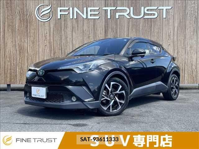 Toyota C-HR 2017-06 8879077-0