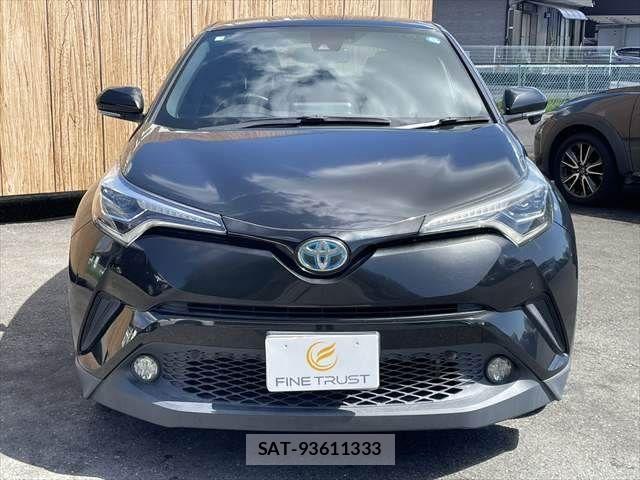 Toyota C-HR 2017-06 8879077-13