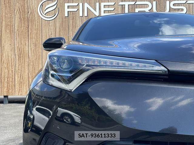 Toyota C-HR 2017-06 8879077-20