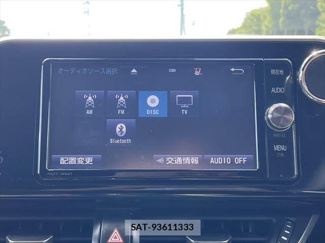 Toyota C-HR 2017-06 8879077-4