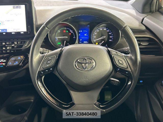 Toyota C-HR 2019-09 8879073-10