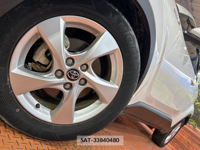 Toyota C-HR 2019-09 8879073-12