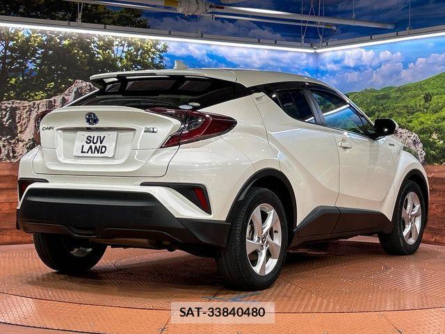 Toyota C-HR 2019-09 8879073-16