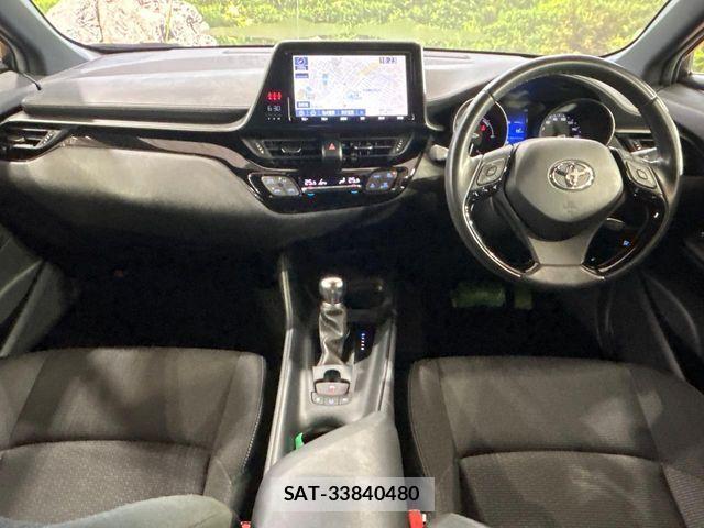 Toyota C-HR 2019-09 8879073-1