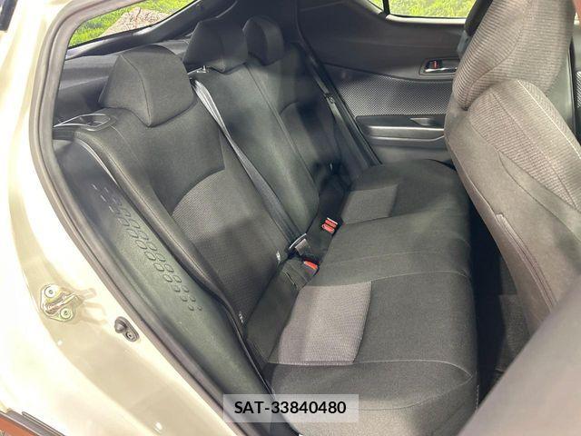 Toyota C-HR 2019-09 8879073-8