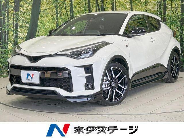 Toyota C-HR 2020-04 8879070-0