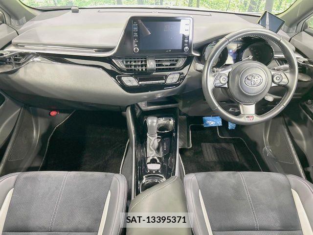 Toyota C-HR 2020-04 8879070-1