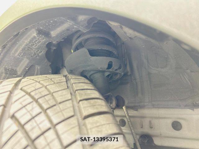 Toyota C-HR 2020-04 8879070-19