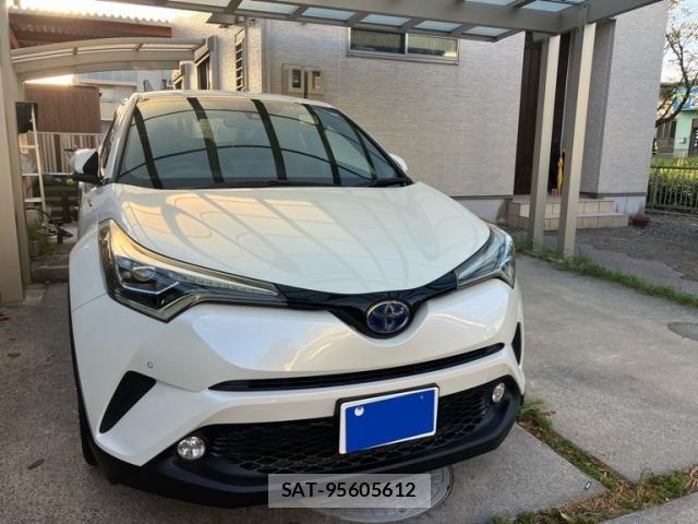 Toyota C-HR 2017-04 8883407-0