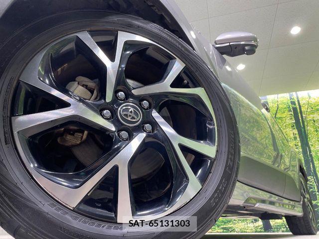 Toyota C-HR 2018-03 8883405-12