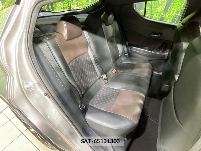 Toyota C-HR 2018-03 8883405-8