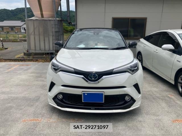Toyota C-HR 2019-02 8883408-0