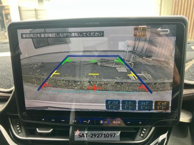 Toyota C-HR 2019-02 8883408-26