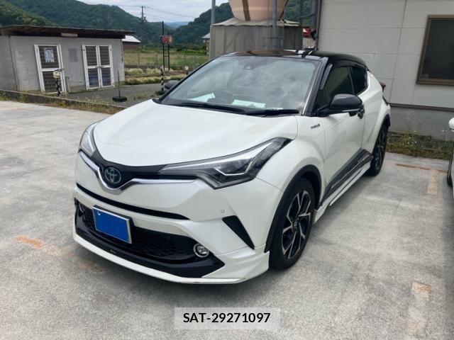 Toyota C-HR 2019-02 8883408-2